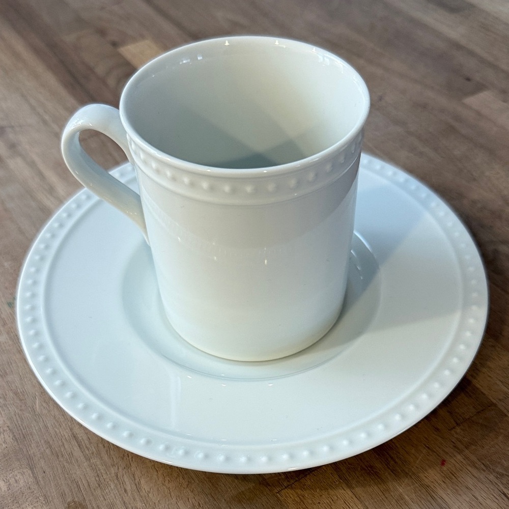 Staccato White Porcelain Cup and Saucer Set